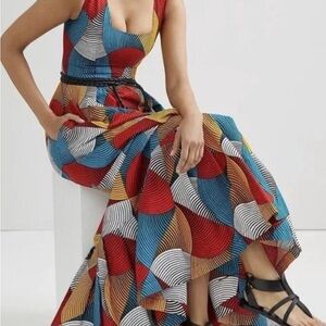 ♥️💛💚🤍 Sika long gorgeous with pockets elegant Size 8 dress ♥️💛💚🤍